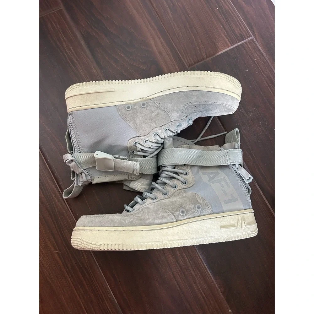 Women Nike SF Air Force 1 Mid Light Pumice Shoes  9